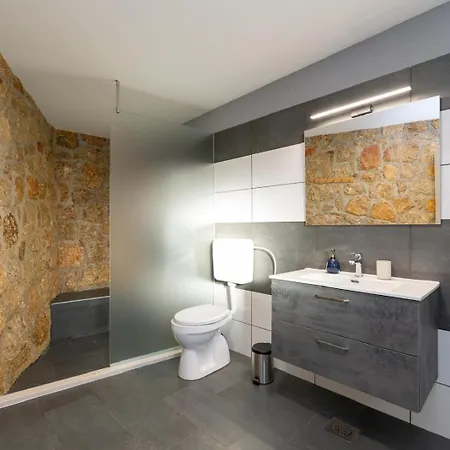 Вилла Holiday House Tor Krusevo (Zadar)
